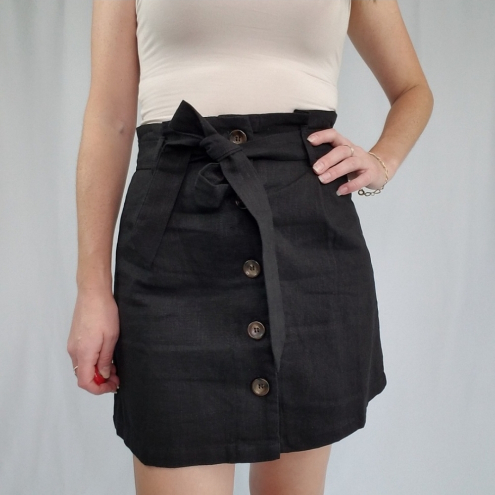 Black button front ramie cotton blend mini skirt - Picture 4 of 4